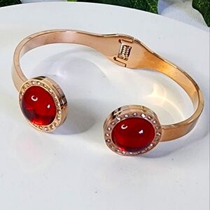Rose Gold Stainless steel Hinhe Open Cuff Bracelet with Red
